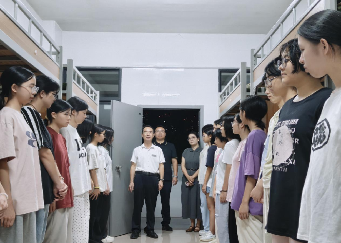 1757782200394829.png 图片2.png